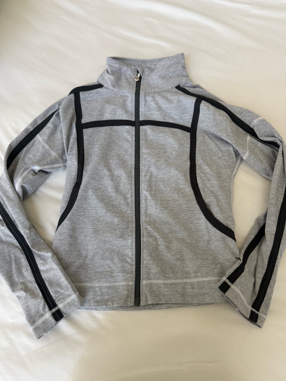 lululemon athletica Gray Full-Zip Jacket with Black Trim